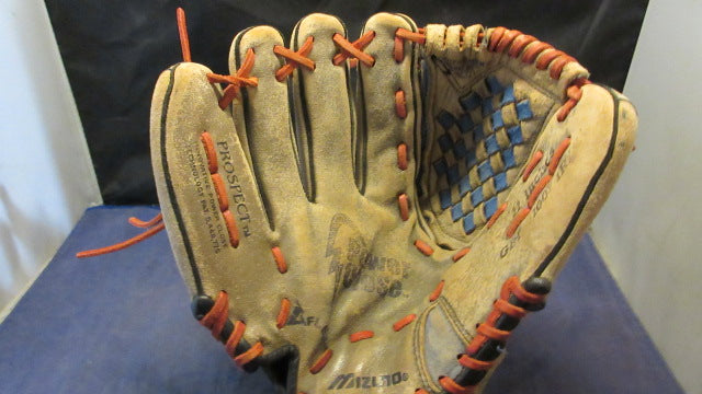 Load image into Gallery viewer, Used Mizuno Prospect Power Close 11&quot; Glove - LHT - broken strap
