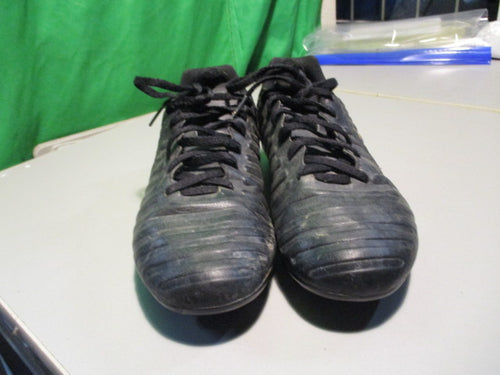Used Nike Tiempo Size Youth 5 Soccer Cleats