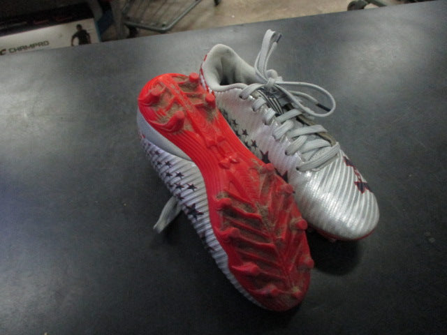 Load image into Gallery viewer, Used Under Armour Football Cleats Size 1
