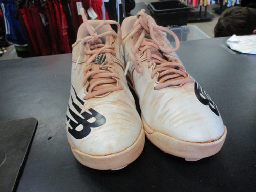 Used New Balance Size 6 Cleats (Needs Insoles)