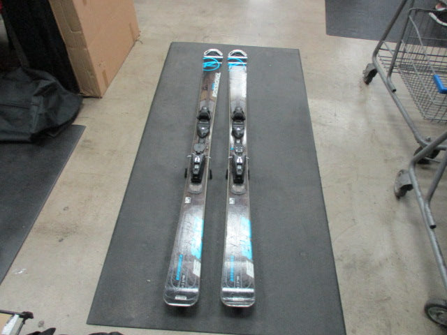 Load image into Gallery viewer, Used Rossignol Experience 178Cm downhill skis With Bindings
