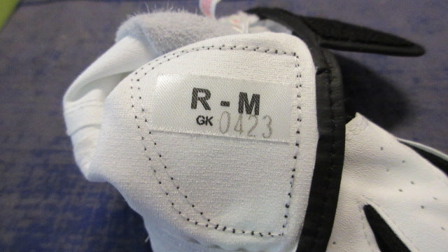 Load image into Gallery viewer, Used Soft Touch On Course Mens Left Regular Size Medium
