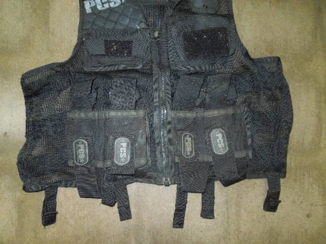 Load image into Gallery viewer, Used Pursuit Combat Systems Tactical Vest OSFM
