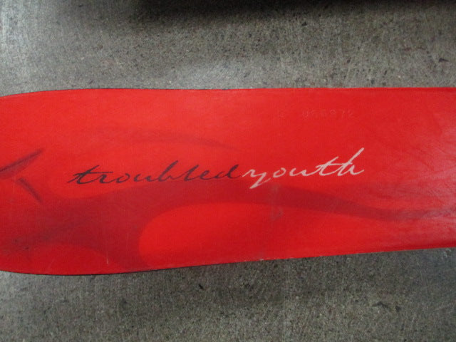 Load image into Gallery viewer, Used Dynastar Troubled Youth 146cm Skis w/ Look N10 Bindings
