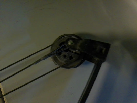 Used Barnett Vertigo Youth RH 39" Red Compound Bow