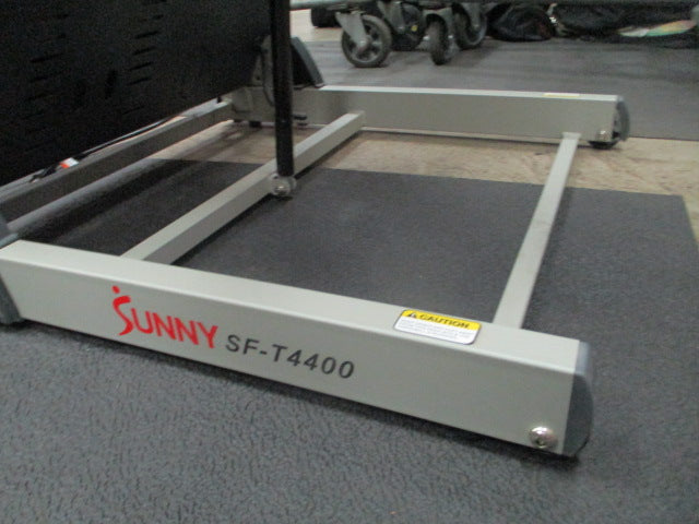 Load image into Gallery viewer, Used Sunny Fitness SF-T4400 Folding Treadmill w/ Manual Incline
