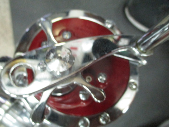 Load image into Gallery viewer, Used Masterflex Md 7766 W 6.5' Rod With PENN Senator 114HL Reel
