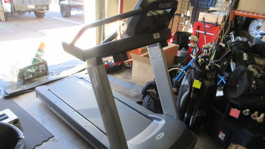 Used Cybex 525T Treadmill  Vibration at speeds under 2mph