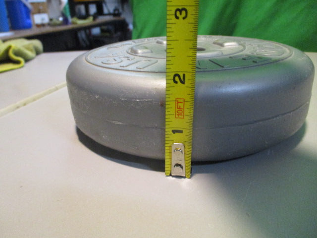 Load image into Gallery viewer, Used Standard  Plastic Weight Plate 5 lbs 2.27 Kg.
