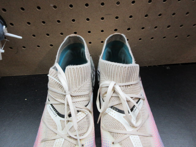 Load image into Gallery viewer, Used Puma Future 7 Ultimate Soccer Cleats - Size 9.5

