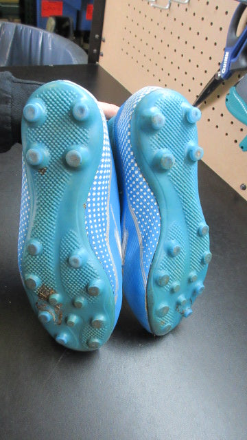 Load image into Gallery viewer, Used Soccer Cleats - Size 10
