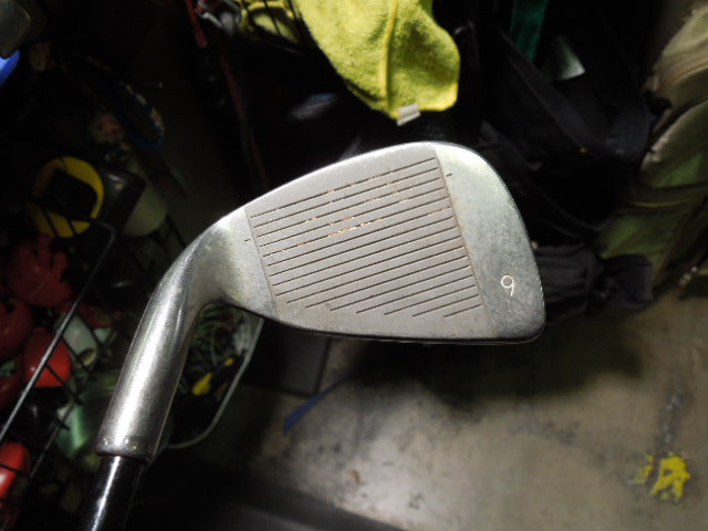 Load image into Gallery viewer, Used King Cobra Tour Black Dot Right Hand 6 Iron
