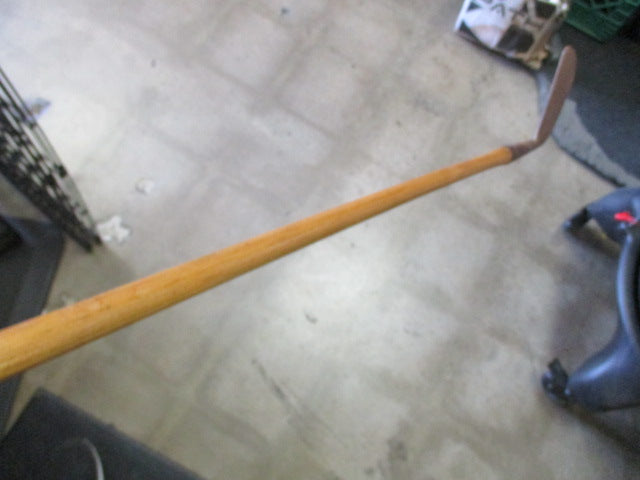 Load image into Gallery viewer, Vintage Wood Shaft Putter
