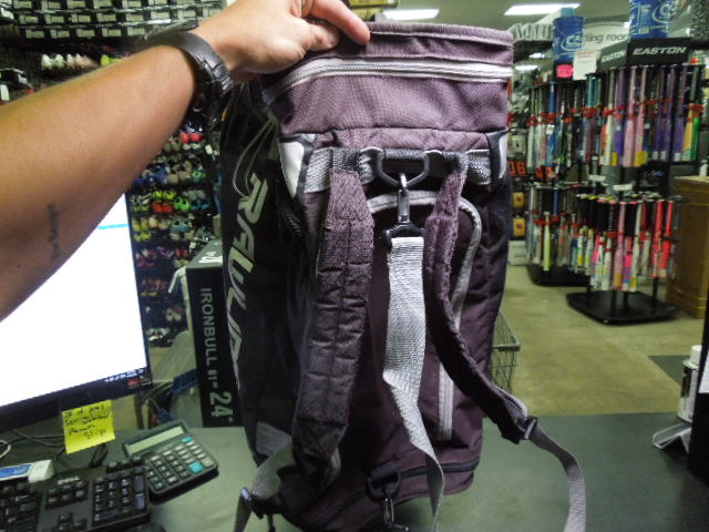 Load image into Gallery viewer, Used Rawlings R601 Hybrid Baseball Bat Pack Duffle in Black
