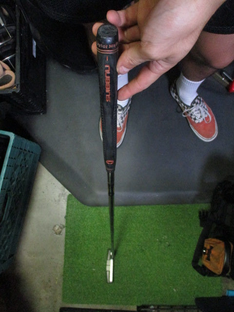 Load image into Gallery viewer, Used TaylorMade B3S Nubbins Right Hand Putter
