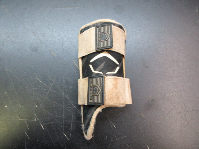Load image into Gallery viewer, Used Evoshield Shin/ Ankle Guard
