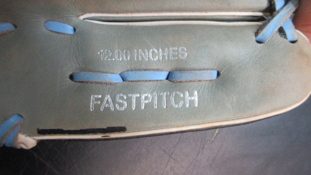 Load image into Gallery viewer, Used Marucci Caddo Series 12" Glove - RHT
