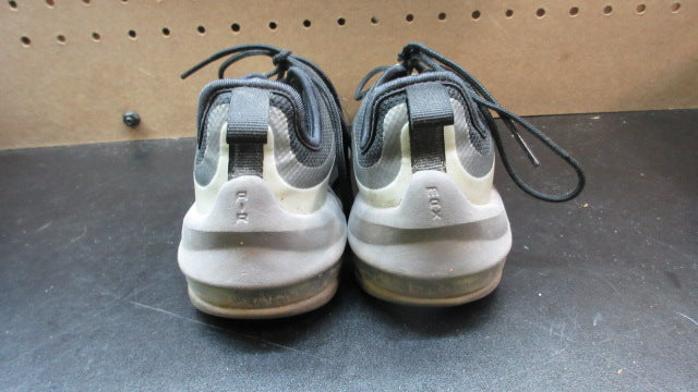 Load image into Gallery viewer, Used Nike Max Kids' Axis Sneakers - Size Youth 1
