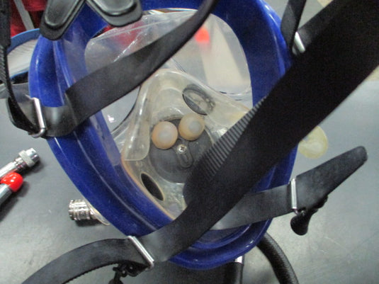 Used Ocean Reef G. Divers IDM Mask in Cobalt with Bag and Extra HP Cables