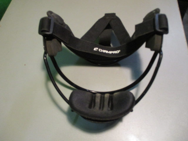 Load image into Gallery viewer, Used Champro Youth Softball Fielders Mask
