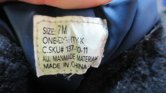 Load image into Gallery viewer, Used Carters Winter Snow Boots - Size 7m
