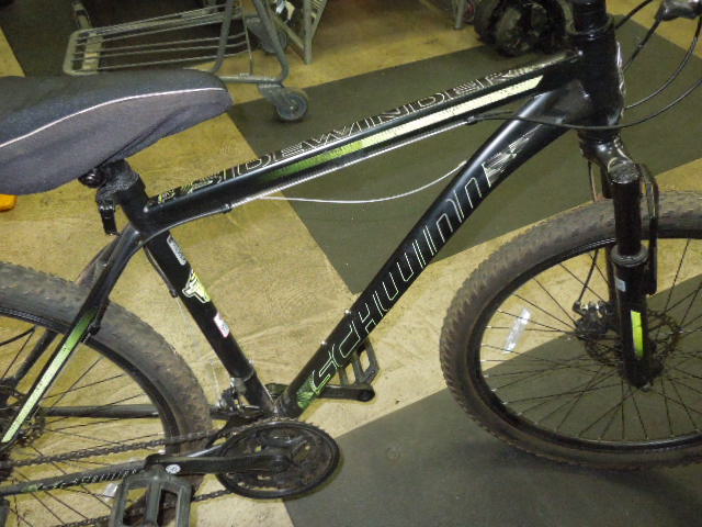 Load image into Gallery viewer, Used Schwinn Sidewinder 26" Wheel 7 Speed Steel Frame Mountain Bike
