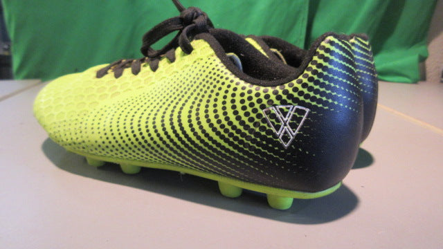 Load image into Gallery viewer, Used Vizari Stealth FG Youth 4.5 Soccer Cleats
