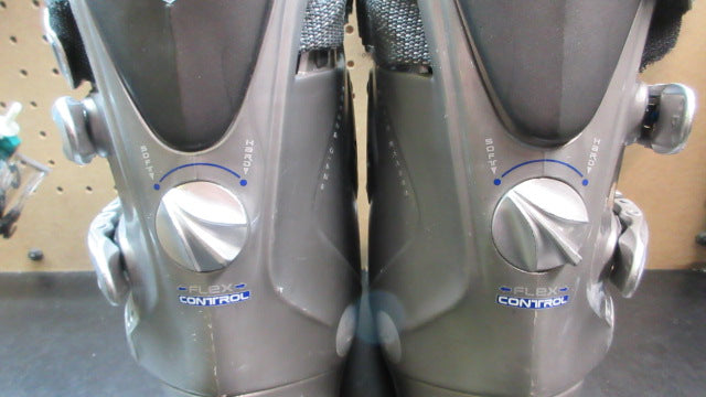Load image into Gallery viewer, Used Tecnica Entry X 7 Ski Boots - Size 23.0-23.5
