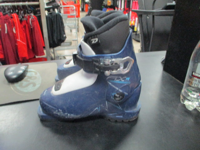 Load image into Gallery viewer, Used AXIS AX! Kids size 18.5 Downhill Ski Boots USA Yth 11
