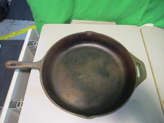 Used 13" Cast Iron Pan