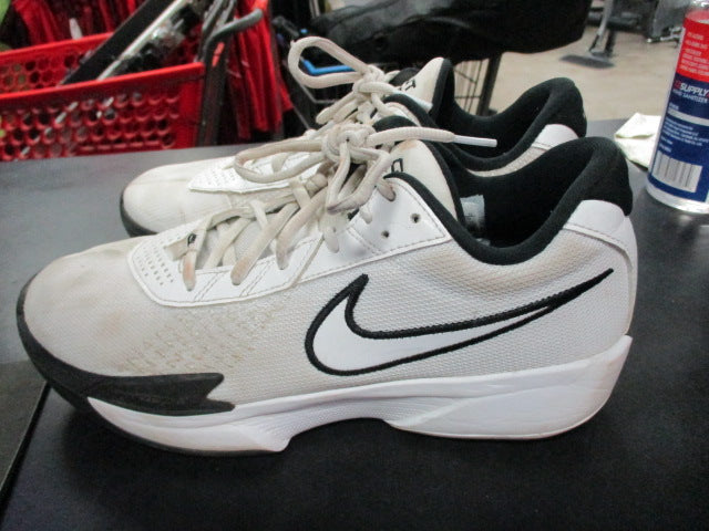 Load image into Gallery viewer, Used Nike Air Zoom G.T. Cut Academy Size 8 Basketball Shoes

