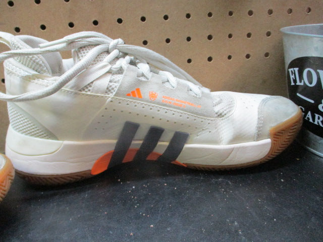 Load image into Gallery viewer, Used Adidas D.O.N. Issue 5 Sneakers - Size 7.5

