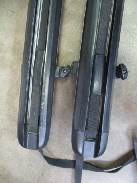 Load image into Gallery viewer, Used Yakima SUP Roof Rack Missing 1 Rubber strap pad (See Pics)
