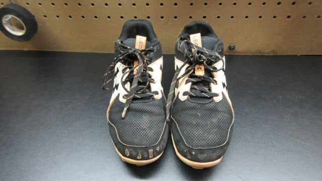 Load image into Gallery viewer, Used Under Armour Leadoff  Low RM Baseball Cleats - Size Youth 4
