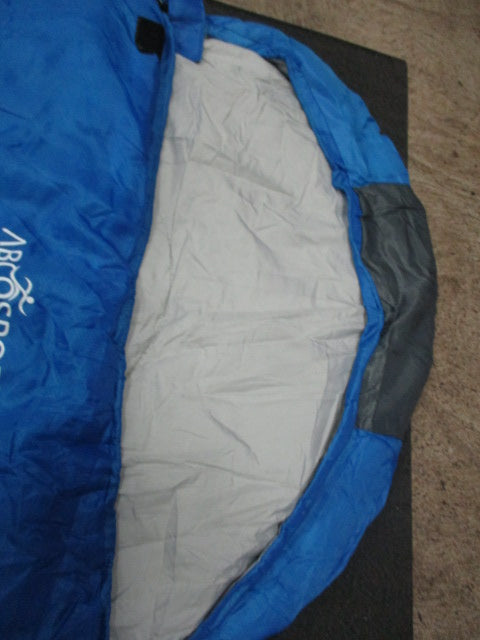 Load image into Gallery viewer, Used Abcosport 20° Camping Sleeping Bag
