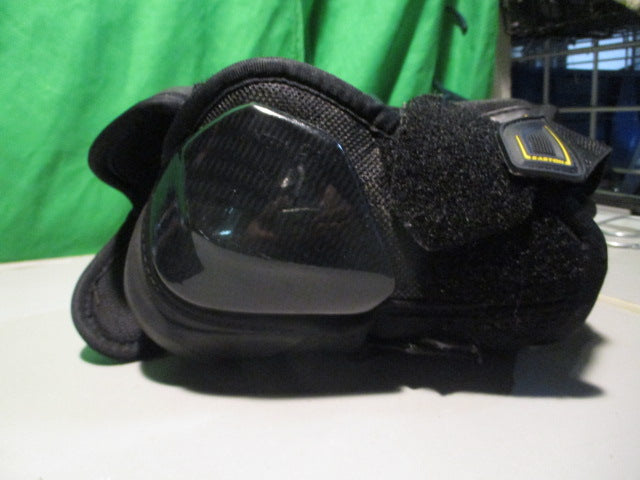 Load image into Gallery viewer, Used Easton RS Size Small Hockey Elbow Pads
