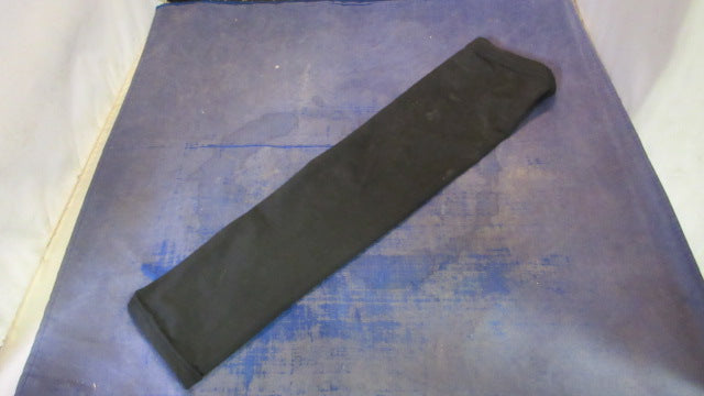 Load image into Gallery viewer, Used Black Arm Sleeve - small tear
