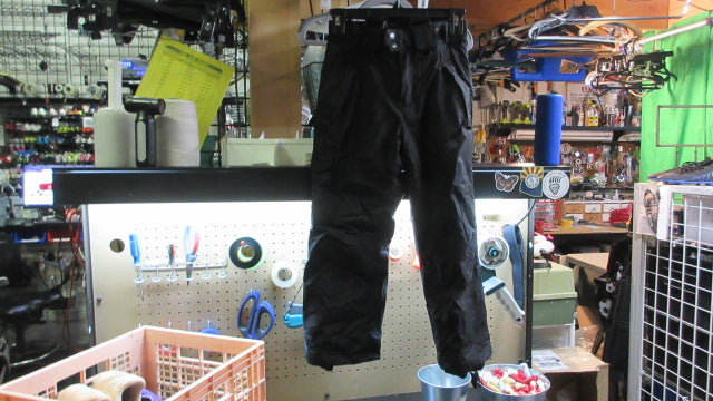 Load image into Gallery viewer, Used Sports Essentials Snow Bib - Size 8
