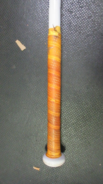 Used Easton Amethyst 30" -11 Alloy Fastpitch Softball Bat
