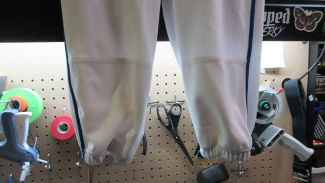 Load image into Gallery viewer, Used Wire2Wire Knicker Baseball Pants - Size Youth Medium
