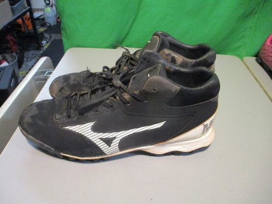 Used Mizuno Wave Lightrevo Size 9 Cleats