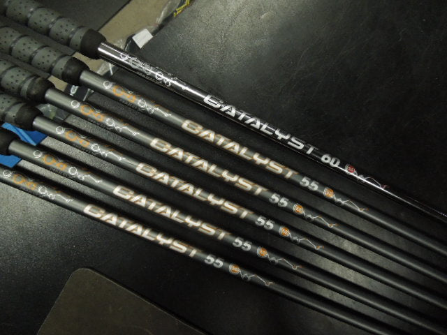 Load image into Gallery viewer, Used Callaway Mavrik 5pc Set 7-9 Iron and A,P Wedge RH
