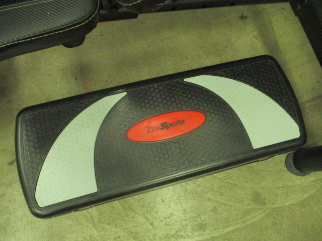 Load image into Gallery viewer, Like New Zen Sports Aerobic Step Up Platform with 4 Raisers included
