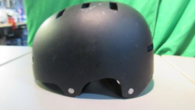 Load image into Gallery viewer, Used Bell Matte Black Medium Bicycle Helmet
