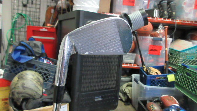 Load image into Gallery viewer, Used Mizuno MP-60 Cut Muscle 4 Iron - RH
