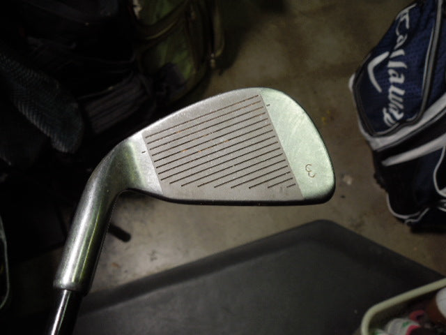 Load image into Gallery viewer, Used King Cobra Tour Black Dot Right Hand 3 Iron
