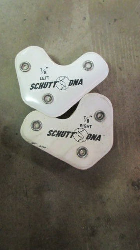 Schutt DNA Football Helmet Jaw Pads - White ( 7/8
