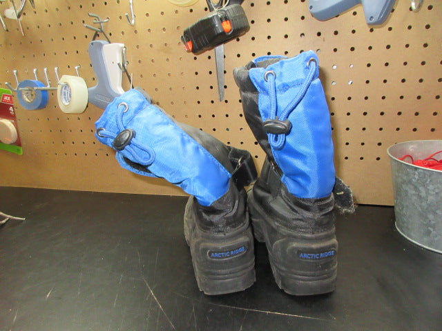 Load image into Gallery viewer, Used Arctic Ridge Winter Snow Boots - Size 3
