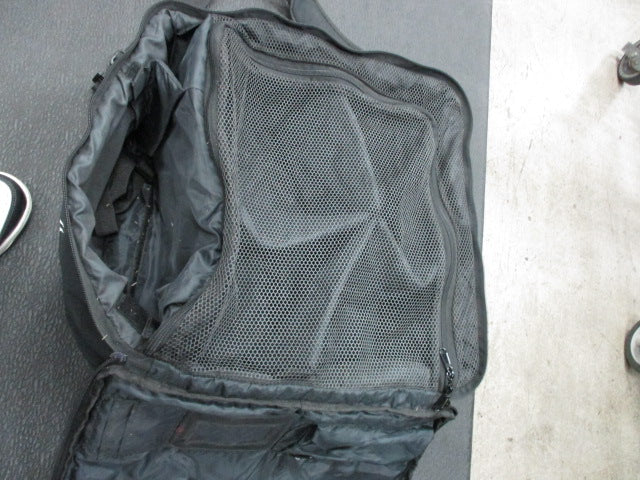 Load image into Gallery viewer, Used Select 4 Ball Soccer Ball Bag
