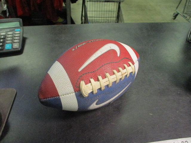 Load image into Gallery viewer, Used Nike Vapor 24/7 PeeWee Football
